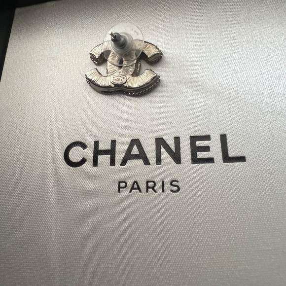 Chanel CC Logo Earrings Boucles Oreille Z2833 - Picture 4 of 5